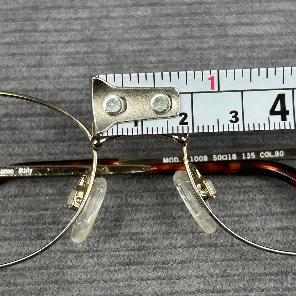 Vintage Italy Gold Oval Metal Eyeglass Frames MOD L1008 50-18-135 Col 80